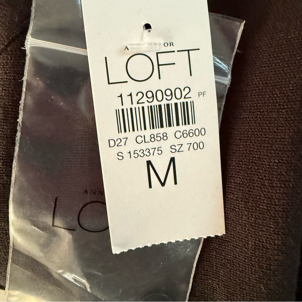 Ann Taylor LOFT Black Long Sleeve V-Neck Top - Picture 11 of 11